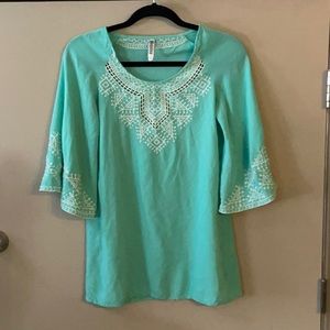 Size small Monoreno tunic